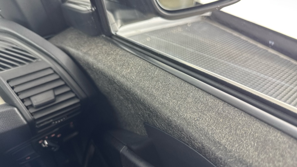 BMW i3 135kW S 42kWh 5dr Auto Electric Hatchback - Image 44