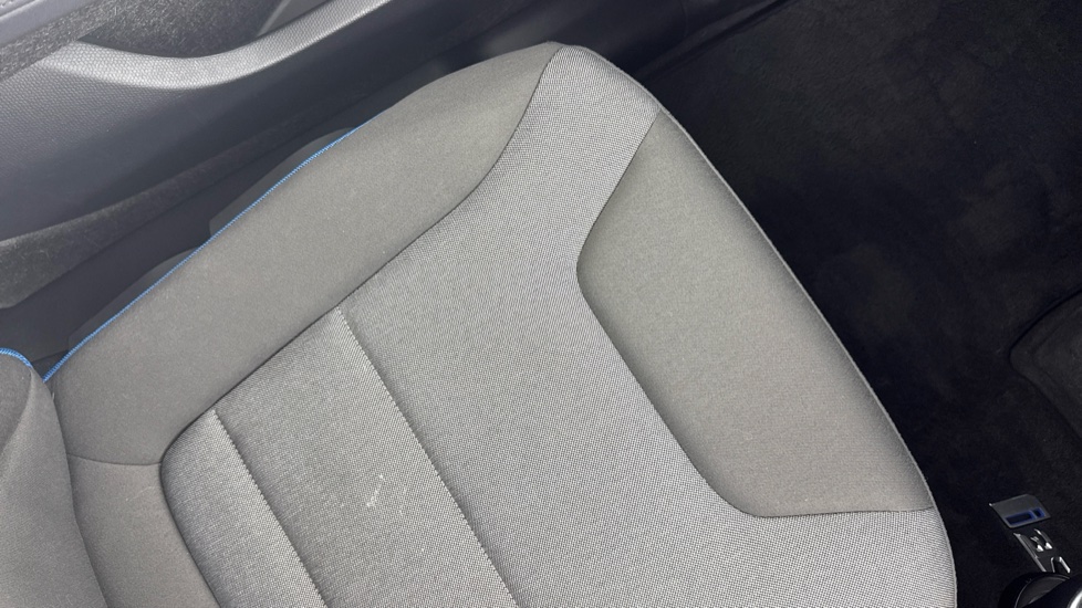BMW i3 135kW S 42kWh 5dr Auto Electric Hatchback - Image 47