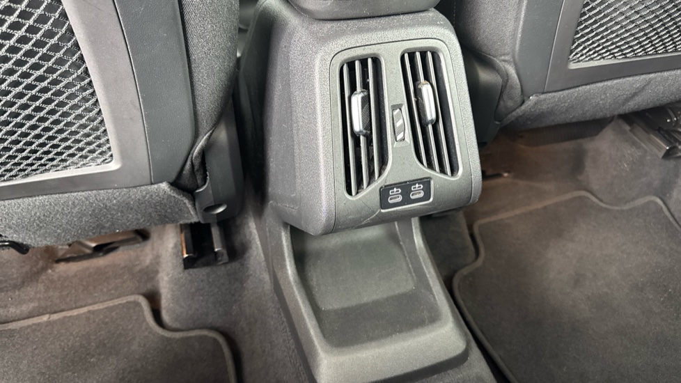 BMW X1 sDrive 18d Sport 5dr Step Auto Diesel Estate - Image 41