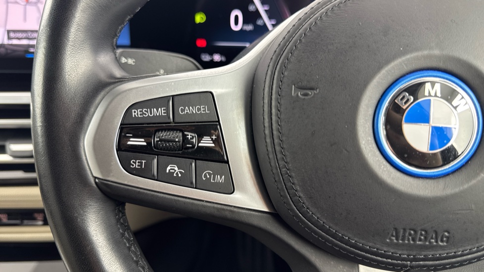 BMW i4 250kW eDrive40 M Sport 83.9kWh 5dr Auto Electric Hatchback - Image 17