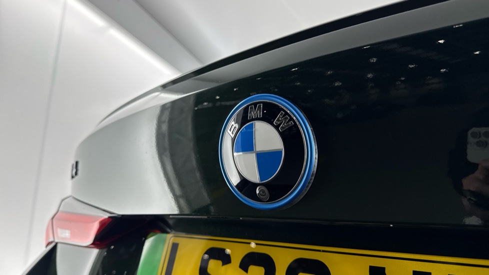 BMW i4 250kW eDrive40 M Sport 83.9kWh 5dr Auto Electric Hatchback - Image 25