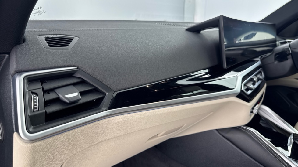 BMW i4 250kW eDrive40 M Sport 83.9kWh 5dr Auto Electric Hatchback - Image 36