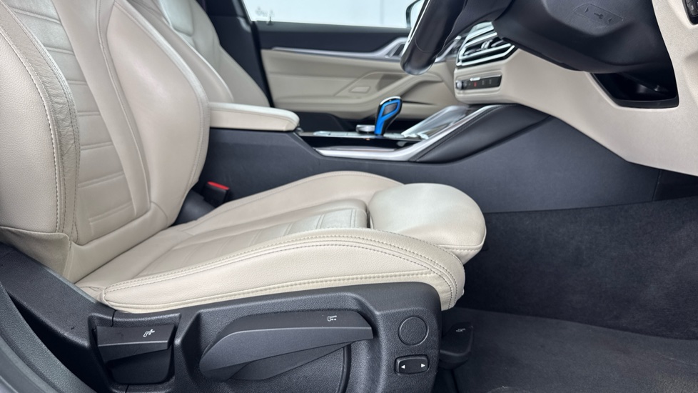 BMW i4 250kW eDrive40 M Sport 83.9kWh 5dr Auto Electric Hatchback - Image 44