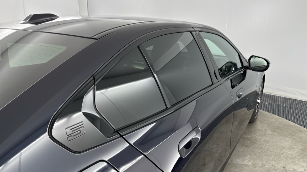 BMW 5 Series 530e M Sport Pro 4dr Auto Saloon - Image 27