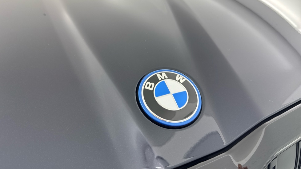 BMW 5 Series 530e M Sport Pro 4dr Auto Saloon - Image 33