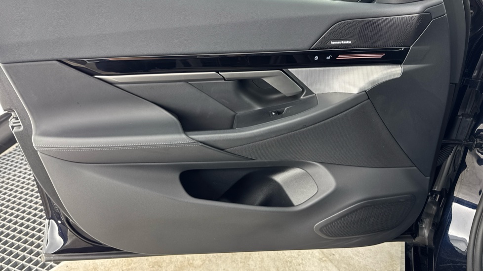 BMW 5 Series 530e M Sport Pro 4dr Auto Saloon - Image 34