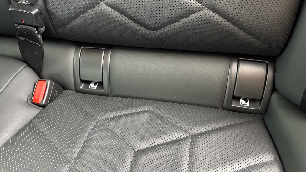 BMW 5 Series 530e M Sport Pro 4dr Auto Saloon - Image 39