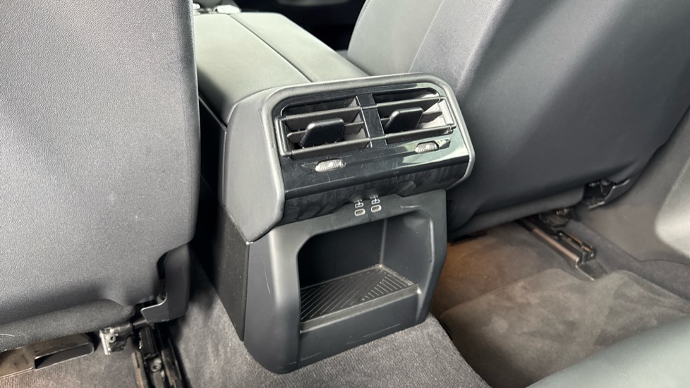 BMW 5 Series 530e M Sport Pro 4dr Auto Saloon - Image 42