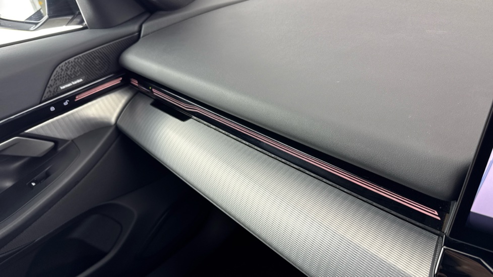 BMW 5 Series 530e M Sport Pro 4dr Auto Saloon - Image 50