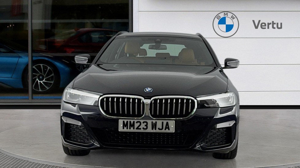 BMW 5 Series 530e xDrive M Sport 5dr Auto [Pro Pack] Estate - Image 16