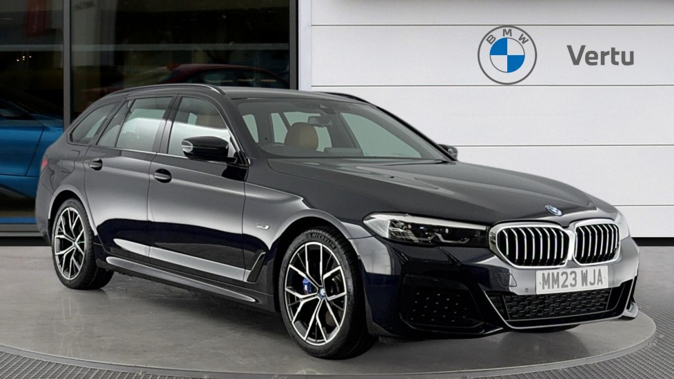 BMW 5 Series 530e xDrive M Sport 5dr Auto [Pro Pack] Estate - Image 1