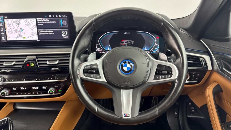 BMW 5 Series 530e xDrive M Sport 5dr Auto [Pro Pack] Estate - Image 5