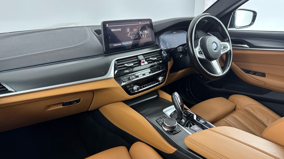 BMW 5 Series 530e xDrive M Sport 5dr Auto [Pro Pack] Estate - Image 7