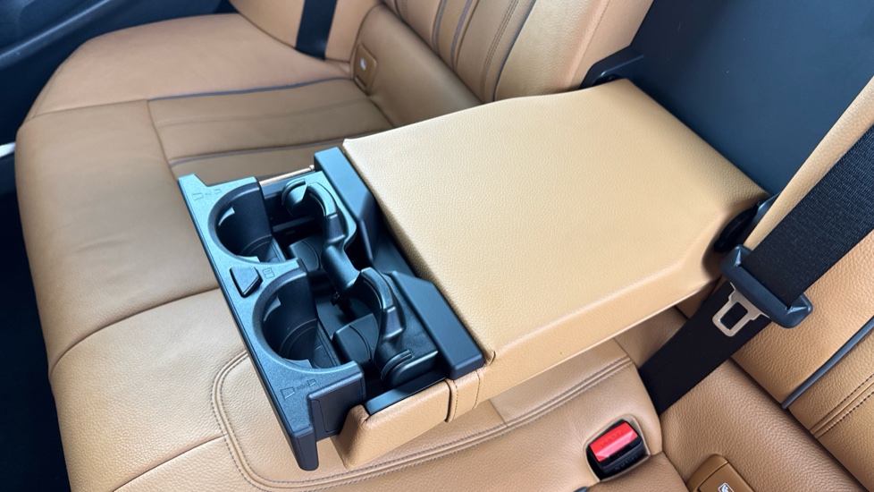 BMW 5 Series 530e xDrive M Sport 5dr Auto [Pro Pack] Estate - Image 41