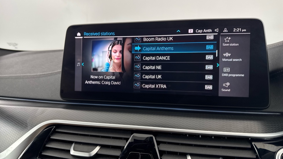 BMW 5 Series 530e xDrive M Sport 5dr Auto [Pro Pack] Estate - Image 60