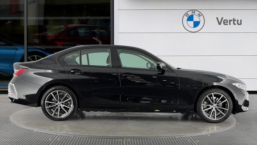 BMW 3 Series 330e 22.3 kWh Sport 4dr Step Auto Saloon - Image 3