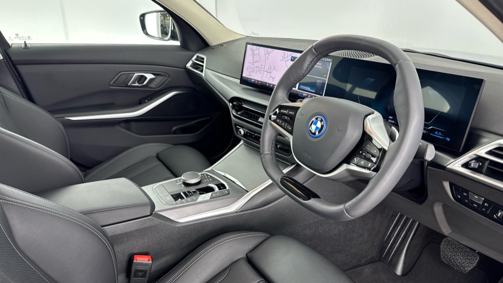 BMW 3 Series 330e 22.3 kWh Sport 4dr Step Auto Saloon - Image 6