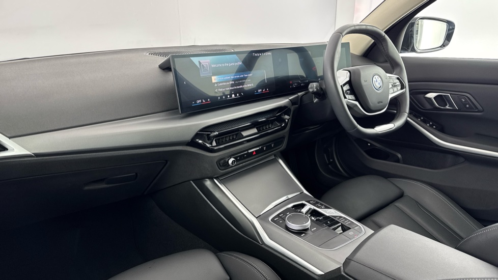 BMW 3 Series 330e 22.3 kWh Sport 4dr Step Auto Saloon - Image 7
