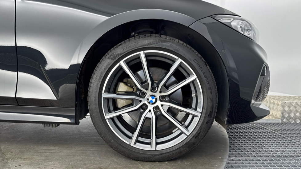 BMW 3 Series 330e 22.3 kWh Sport 4dr Step Auto Saloon - Image 14