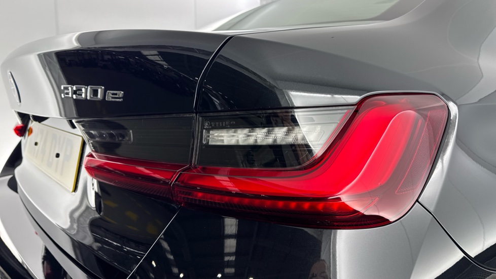 BMW 3 Series 330e 22.3 kWh Sport 4dr Step Auto Saloon - Image 22