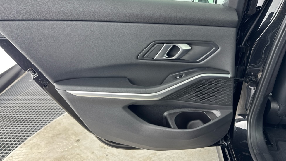 BMW 3 Series 330e 22.3 kWh Sport 4dr Step Auto Saloon - Image 35