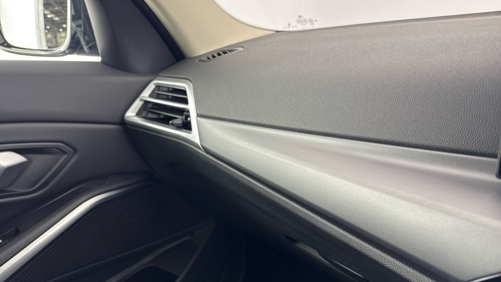 BMW 3 Series 330e 22.3 kWh Sport 4dr Step Auto Saloon - Image 45