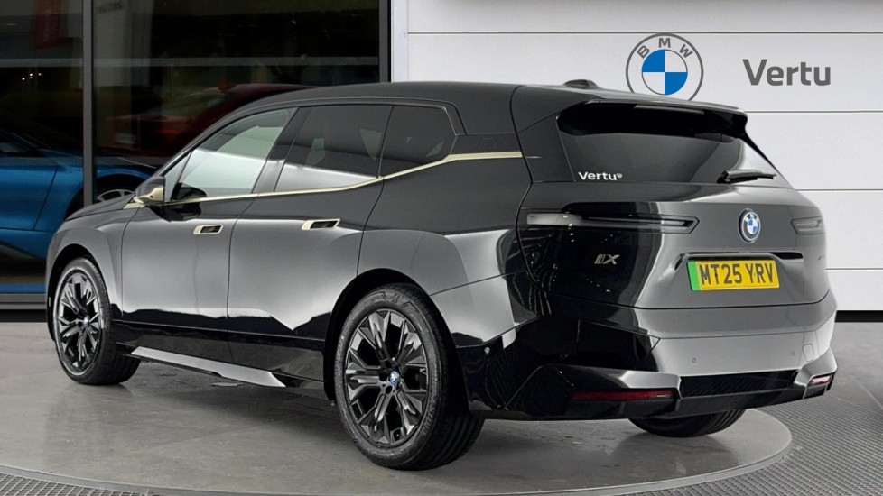 BMW iX 385kW xDrive50 M Sport 111.5kWh 5dr Auto Electric Estate - Image 2