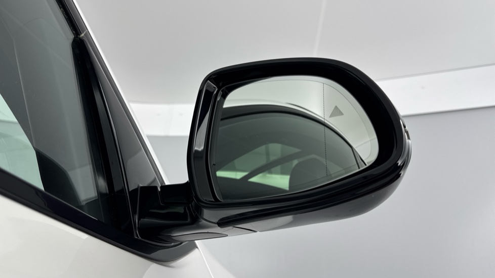 BMW iX3 210kW M Sport 80kWh 5dr Auto Electric Estate - Image 31