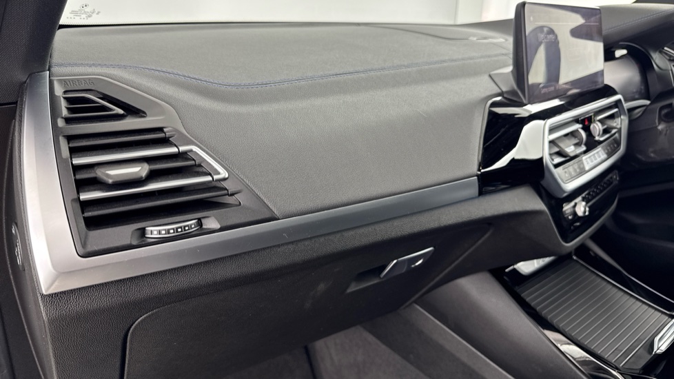 BMW iX3 210kW M Sport 80kWh 5dr Auto Electric Estate - Image 37