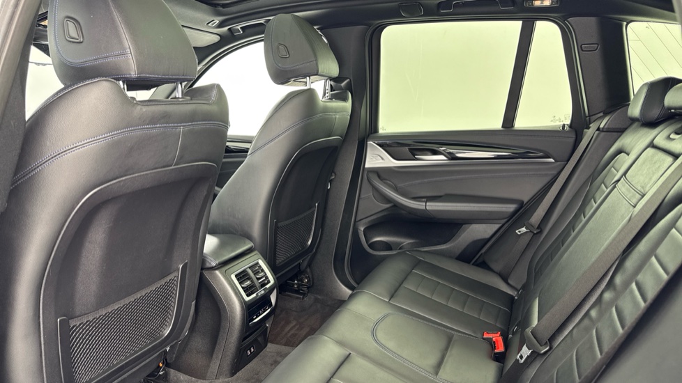 BMW iX3 210kW M Sport 80kWh 5dr Auto Electric Estate - Image 38