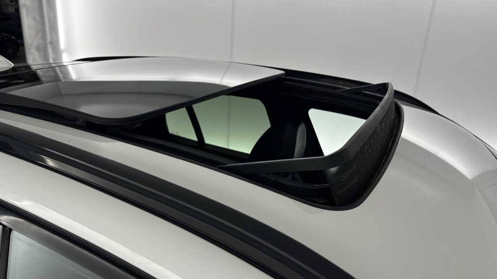 BMW iX3 210kW M Sport 80kWh 5dr Auto Electric Estate - Image 45