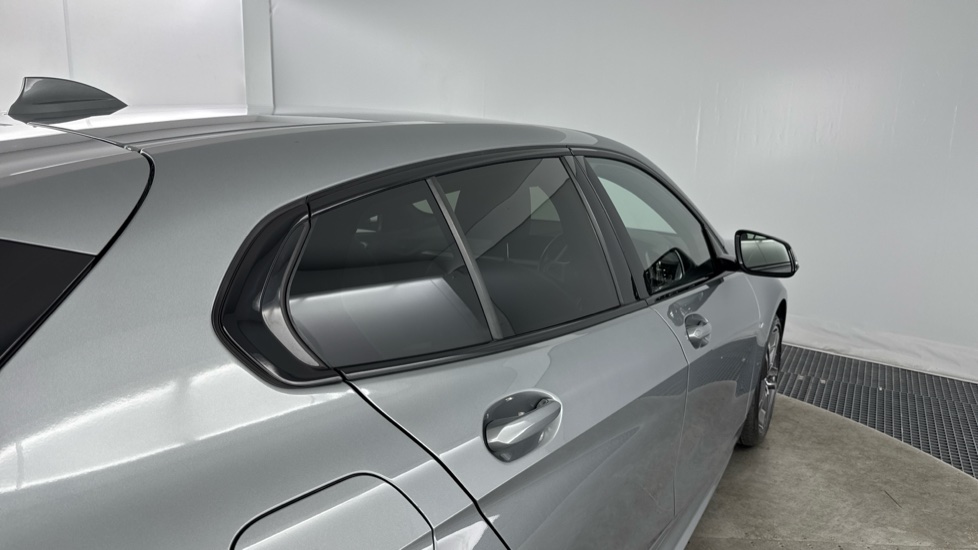 BMW 1 Series 118i [136] M Sport 5dr [Live Cockpit Professional] Petrol Hatchback - Image 26