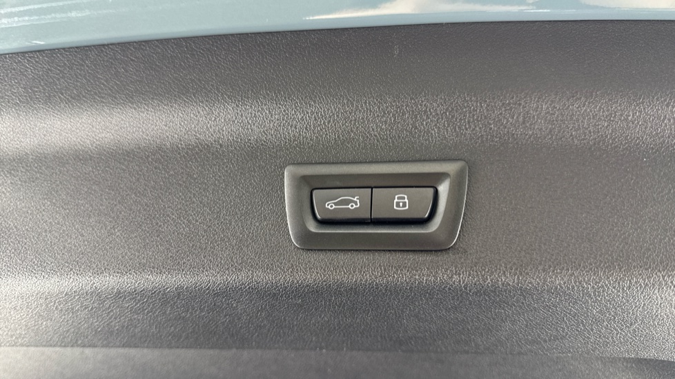BMW X1 xDrive 25e M Sport 5dr Step Auto Estate - Image 27
