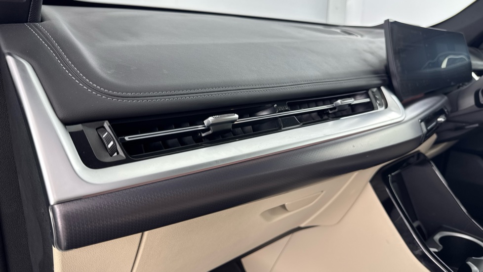BMW X1 xDrive 25e M Sport 5dr Step Auto Estate - Image 37