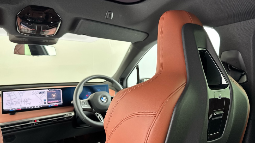 BMW iX 300kW xDrive45 M Sport 101kWh 5dr Auto [Tech/Pro] Electric Estate - Image 44