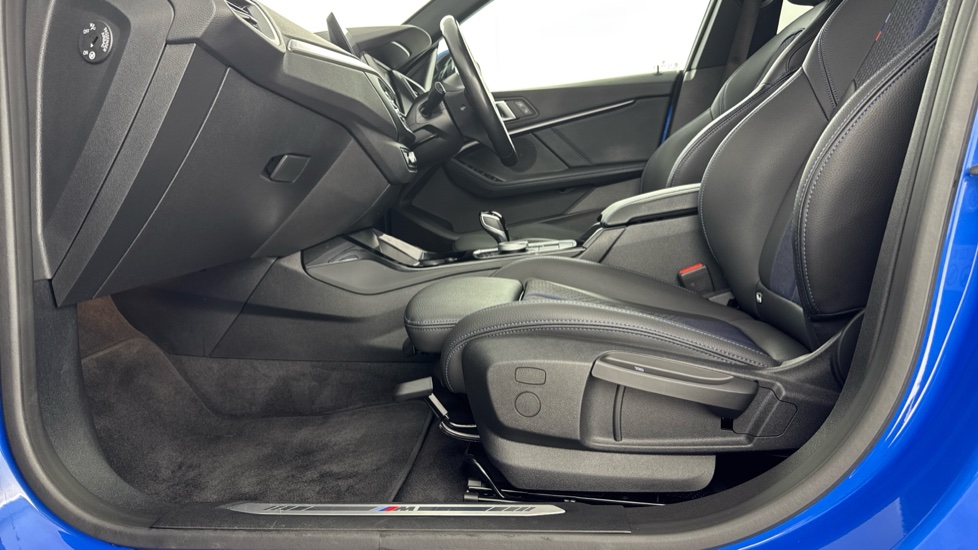 BMW 2 Series 218i [136] M Sport 4dr Petrol Saloon - Image 31