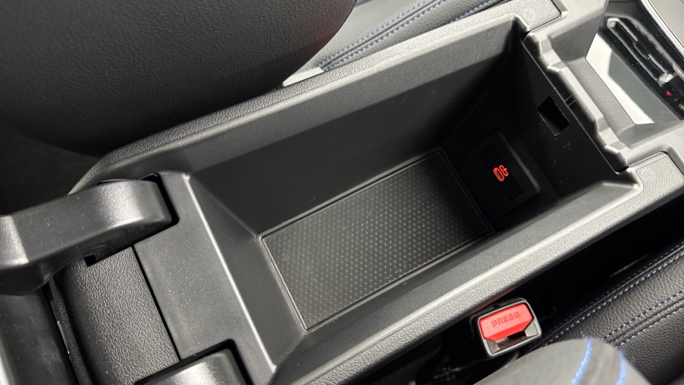BMW 2 Series 218i [136] M Sport 4dr Petrol Saloon - Image 59