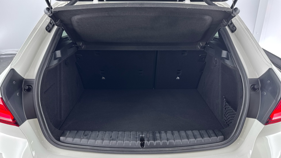 BMW 1 Series M135i xDrive 5dr Step Auto [Pro Pack] Petrol Hatchback - Image 13