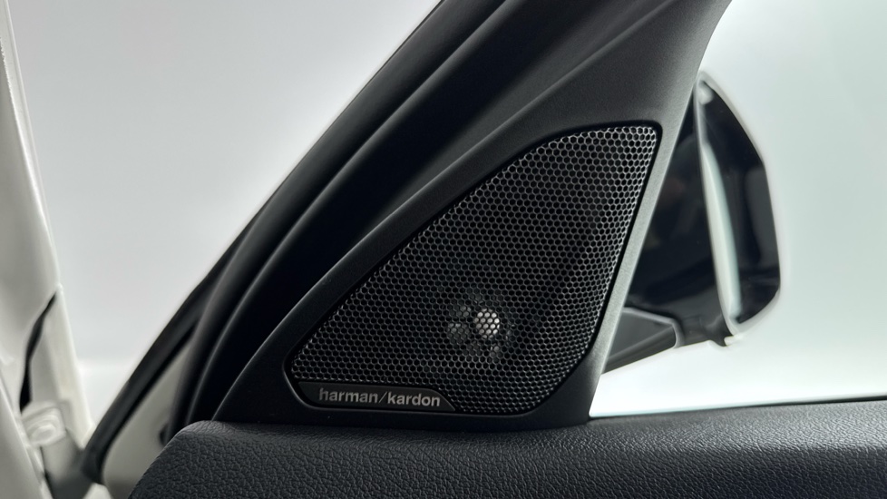 BMW 1 Series M135i xDrive 5dr Step Auto [Pro Pack] Petrol Hatchback - Image 20