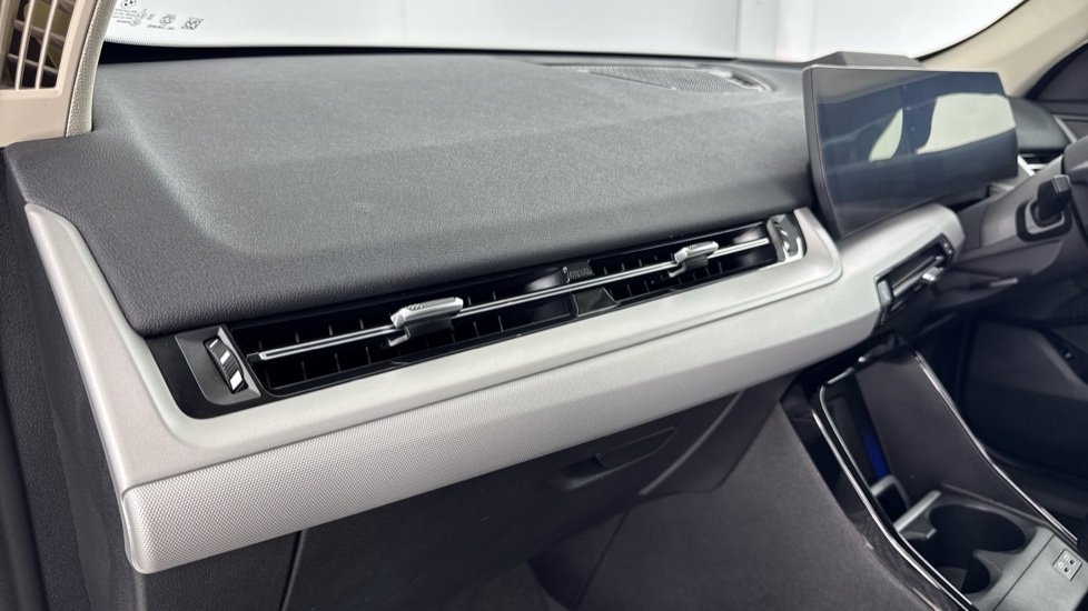 BMW X1 sDrive 20i MHT Sport 5dr Step Auto Petrol Estate - Image 34