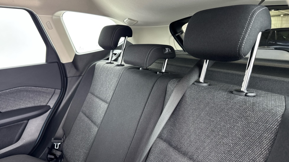BMW X1 sDrive 20i MHT Sport 5dr Step Auto Petrol Estate - Image 39