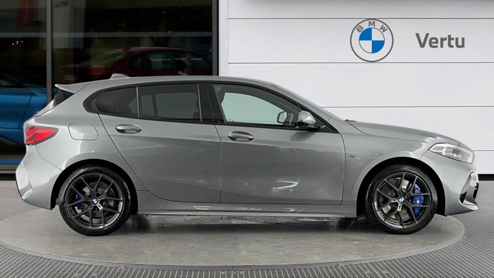 BMW 1 Series 118i [136] M Sport 5dr [Live Cockpit Pro/Pro pk] Petrol Hatchback - Image 3