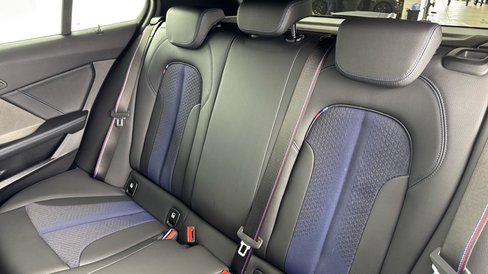BMW 1 Series 118i [136] M Sport 5dr [Live Cockpit Pro/Pro pk] Petrol Hatchback - Image 12