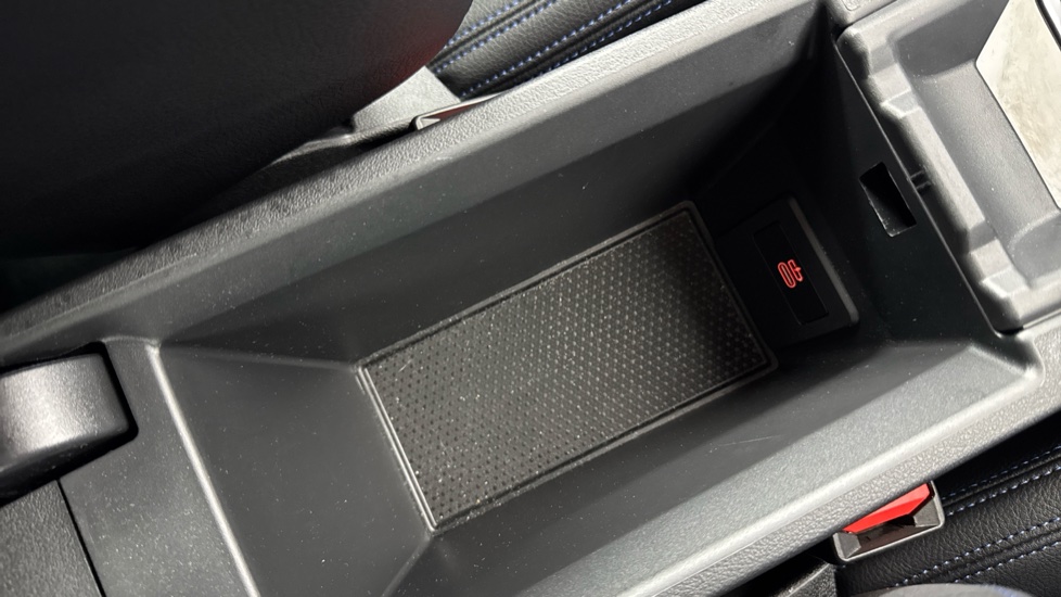BMW 2 Series 218i [136] M Sport 4dr Petrol Saloon - Image 48