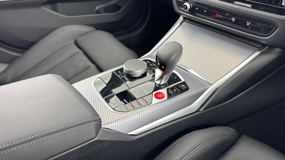 BMW M3 xDrive Competition M 5dr Step Auto Petrol Estate - Image 10