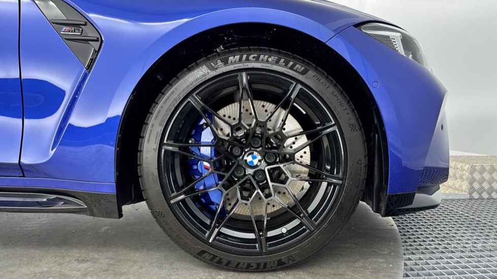 BMW M3 xDrive Competition M 5dr Step Auto Petrol Estate - Image 14