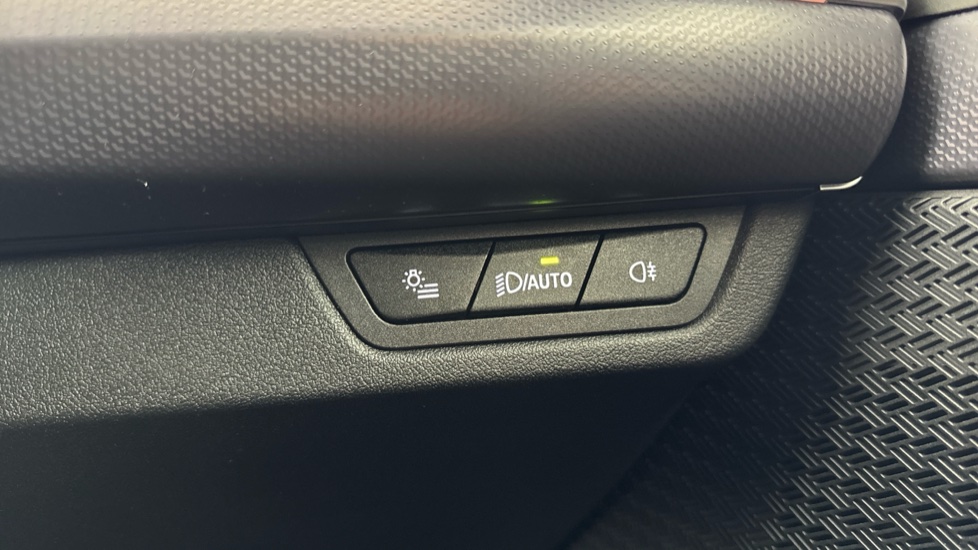 BMW X1 sDrive 18d M Sport Premier Pro 5dr Step Auto Diesel Estate - Image 60
