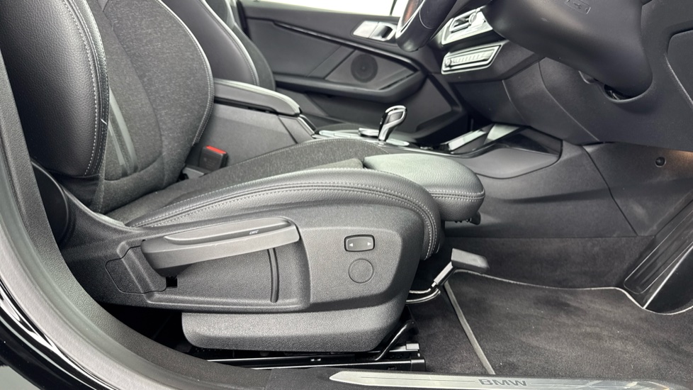 BMW 2 Series 218i [136] Sport 4dr DCT [Live Cockpit Prof] Petrol Saloon - Image 40