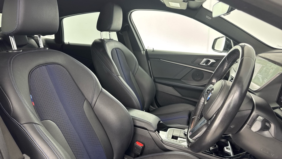 BMW 2 Series 218i [136] M Sport 4dr DCT Petrol Saloon - Image 11