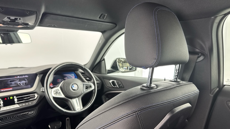 BMW 2 Series 218i [136] M Sport 4dr DCT Petrol Saloon - Image 41